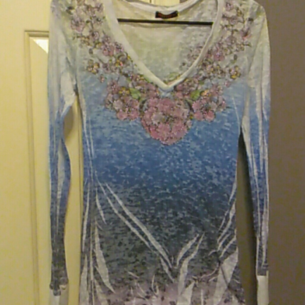 Cute long sleeve shirt sheer